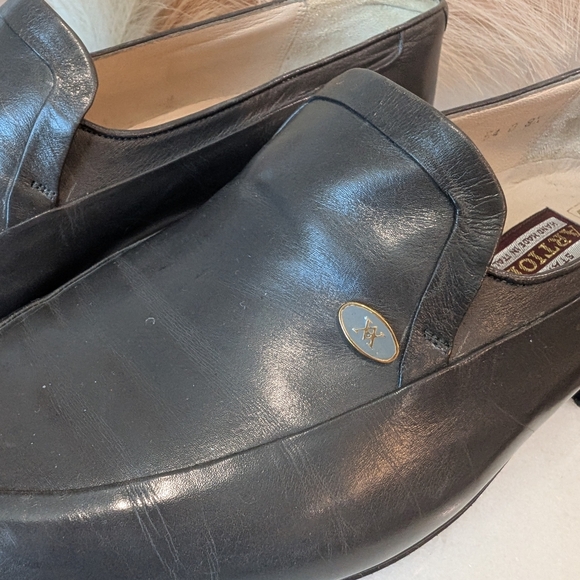 Star Artioli Hand Made Italian Leather Slip-On Loafers with Minimalist Design - Picture 3 of 8